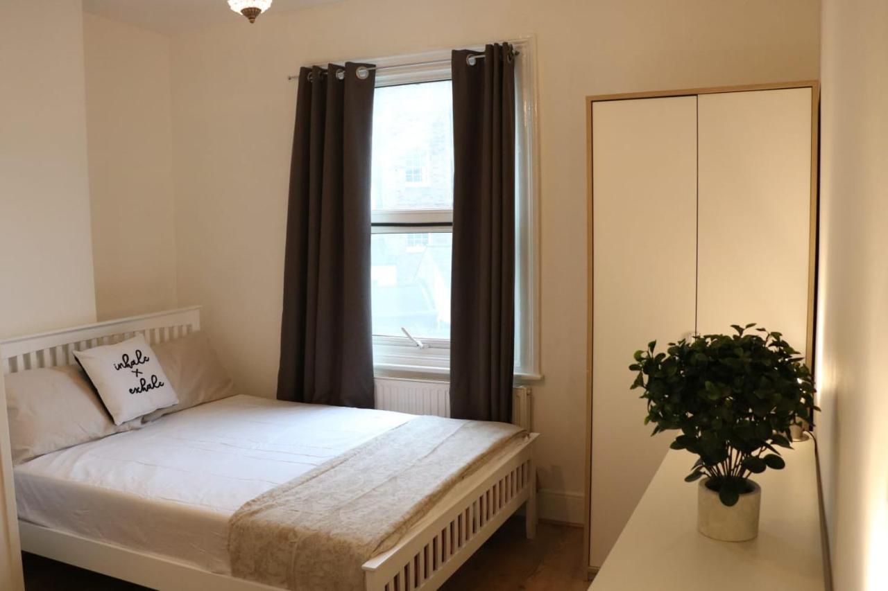 Apartamento Victoria Style Flat Near Victoria Station Londres Exterior foto